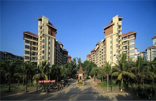 金水世纪城4室2厅1厨2卫建面138.28㎡